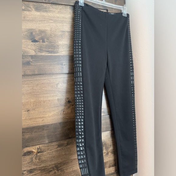 Tesoro Moda Pants - Picture 2 of 2